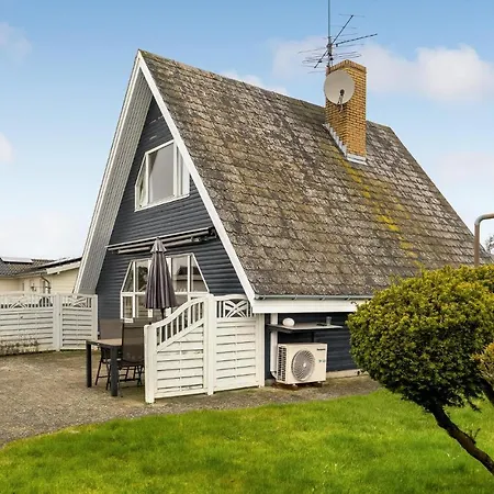 Holiday home Awesome In With House A Panoramic View *
