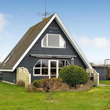 Three-bedroom In Tatil Evi