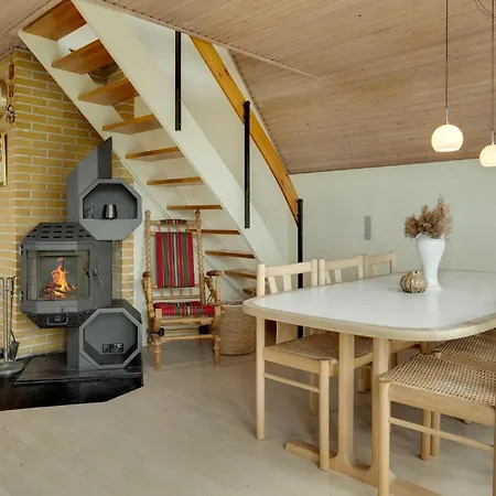 Tatil Evi Three-bedroom In *