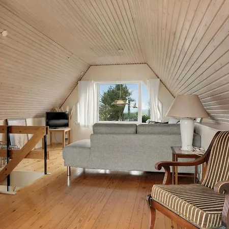 Three-bedroom In Otterup