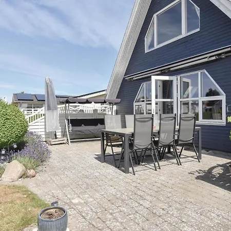 Tatil Evi Three-bedroom In